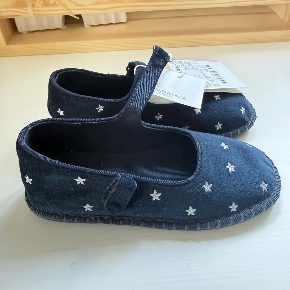 Zara Navy Star Embroidered Mary Janes for Kids size 10 1/2